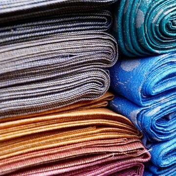 Vente de tissu d'éditeurs, tringlerie & passementerie